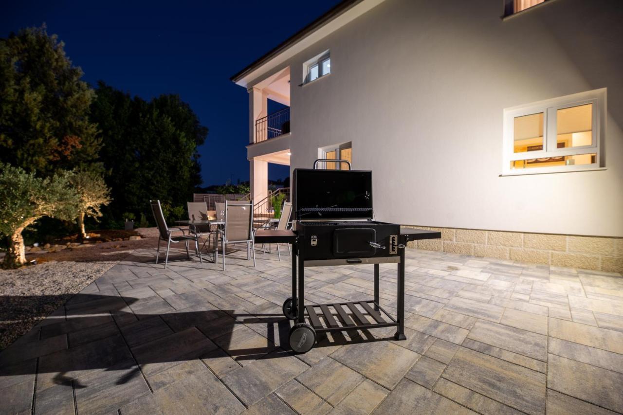 Villa Pafran With Heated Pool Krk Krk Town Εξωτερικό φωτογραφία